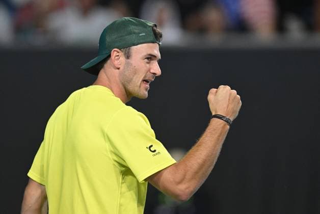 TENNIS AUSTRALIAN OPEN, Tommy Paul of the of USA reacts during his round 2 match against Kei Nishikori of Japan during the 2025 Australian Open at Melbourne Park in Melbourne, Wednesday, January 15, 2025. ( NO ARCHIVING, EDITORIAL USE ONLY, NO USE IN BOOKS WITHOUT CONSENT MELBOURNE VICTORIA AUSTRALIA  Copyright: xLUKASxCOCHx 20250115194573762454