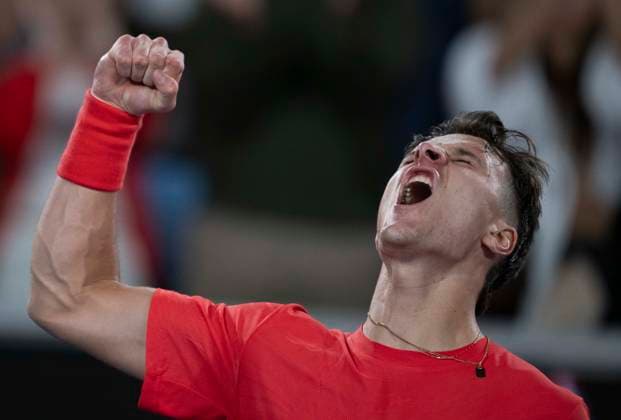 (250115) -- MELBOURNE, Jan. 15, 2025 -- Jakub Mensik celebrates after winning the men s singles second round match between Jakub Mensik of the Czech Republic and Casper Ruud of Norway at Australian Open tennis tournament in Melbourne, Australia, Jan. 15, 2025. ) (SP)AUSTRALIA-MELBOURNE-TENNIS-AUSTRALIAN OPEN LuixSiuxWai 
