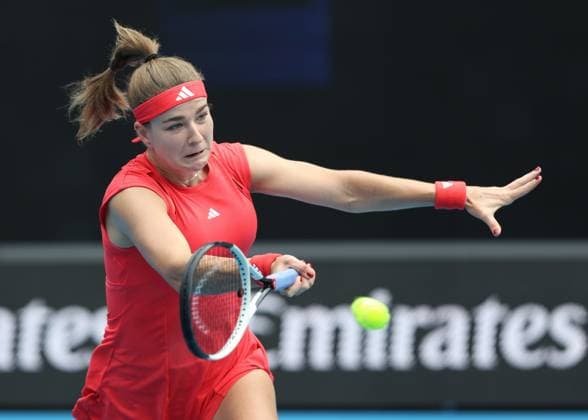Karolina Muchova, Australian Open 2024, Melbourne Park, Melbourne, Victoria, Australia. Copyright: xJuergenxHasenkopfx