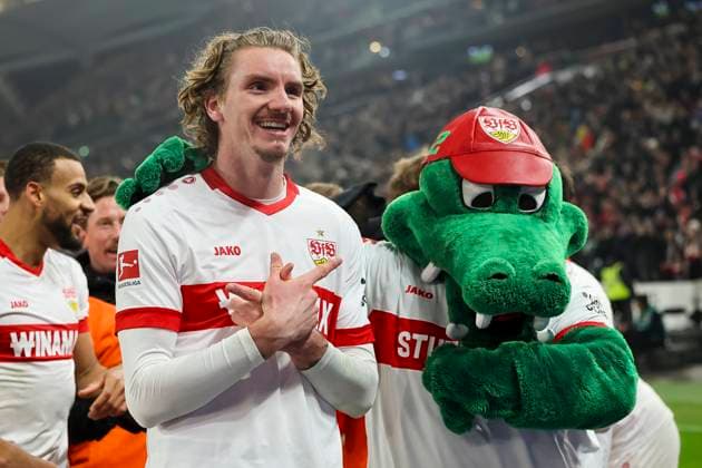 Sport Themen der Woche KW03 Sport Bilder des Tages Torjubel VfB Stuttgart beim 2:1 durch Nick Woltemade (VfB Stuttgart, 11) , Fussball, 1. Bundesliga, 17.Spieltag, 2024 2025, VfB Stuttgart vs. RB Leipzig, 15.01.2025, MHP Arena, Stuttgart, Deutschland DFL REGULATIONS PROHIBIT ANY USE OF PHOTOGRAPHS AS IMAGE SEQUENCES AND OR QUASI-VIDEO. Stuttgart MHP Arena Baden-Württemberg Deutschland *** Goal celebration VfB Stuttgart at 2 1 by Nick Woltemade VfB Stuttgart, 11 , Soccer, 1 Bundesliga, 17 Matchday, 2024 2025, VfB Stuttgart vs RB Leipzig, 15 01 2025, MHP Arena, Stuttgart, Germany DFL REGULATIONS PROHIBIT ANY USE OF PHOTOGRAPHS AS IMAGE SEQUENCES AND OR QUASI VIDEO Stuttgart MHP Arena Baden Württemberg Germany Copyright: xGrantxHubbsx