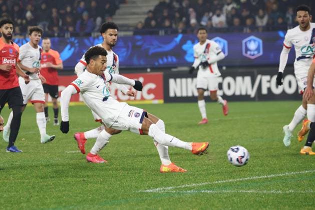 Coupe de France : Espaly vs PSG Thierry LARRET MAXPPP. Football. 16eme finale Coupe de France. Football Club Espaly vs Paris Saint Germain. Stade Marcel Michelin, Clermont-Ferrand le 15 Janvier 2025. Desire DOUE (PSG) CLERMONT-FERRAND (63) STADE STADE MARCEL MICHELIN PUY DE DOME AUVERGNE RHONE-ALP FRANCE  Copyright: xThierryxLARRET MAXPPPxThierryxLARRETx TL_20250115_2020 0794554826st