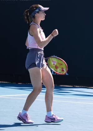 Eva Lys macht die Faust und jubelt,Jubel,Freude,Emotion, Australian Open 2024, Melbourne Park, Melbourne, Victoria, Australia. Copyright: xJuergenxHasenkopfx