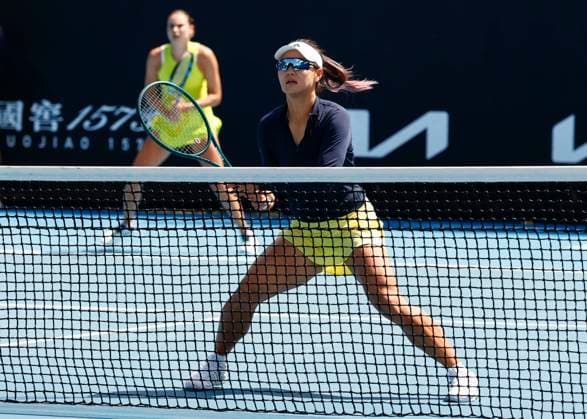 (250116) -- MELBOURNE, Jan. 16, 2025 -- Guo Hanyu (front) Alexandra Panova compete during the women s doubles first round match between Guo Hanyu (China) Alexandra Panova (Russia) and Australia s Lizette Cabrera Taylah Preston at Australian Open tennis tournament in Melbourne, Australia, Jan. 16, 2025. (Photo by Xinhua) (SP)AUSTRALIA-MELBOURNE-TENNIS-AUSTRALIAN OPEN ChuxChen 