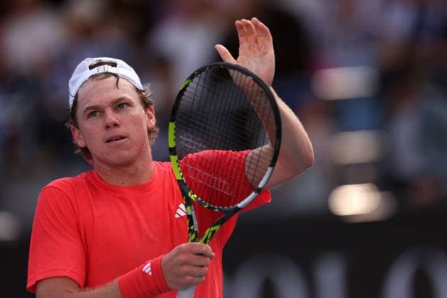 Alex Michelsen celebrates during his second round match Australian Open, Day Five, Tennis, Melbourne Park, Melbourne, Australia - 16 Jan 2025  Copyright: xEllaxLing Shutterstockx 15102040bv