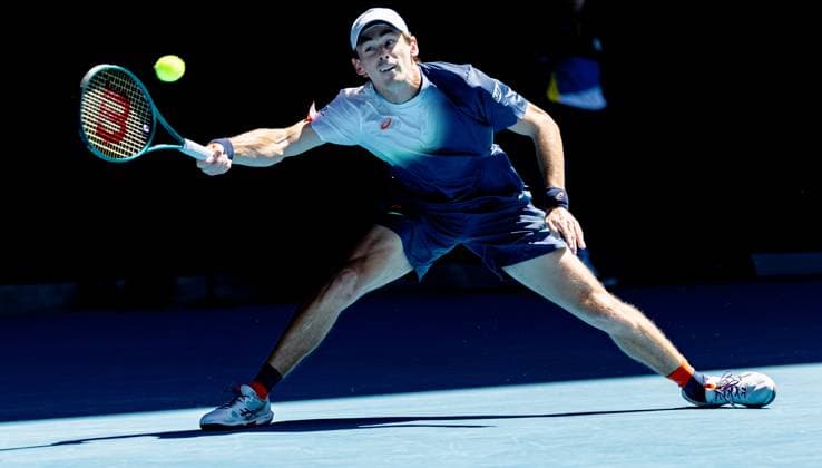 (250116) -- MELBOURNE, Jan. 16, 2025 -- Alex De Minaur hits a return during the men s singles 2nd round match between Alex De Minaur of Australia and Tristan Boyer of the United States at Australian Open tennis tournament in Melbourne, Australia, Jan. 16, 2025. (Photo by Xinhua) (SP)AUSTRALIA-MELBOURNE-TENNIS-AUSTRALIAN OPEN-DAY 5 HuxJingchen 