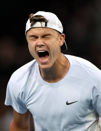 Holger Rune celebrates during his second round match Australian Open, Day Five, Tennis, Melbourne Park, Melbourne, Australia - 16 Jan 2025  Copyright: xEllaxLing Shutterstockx 15102040eu