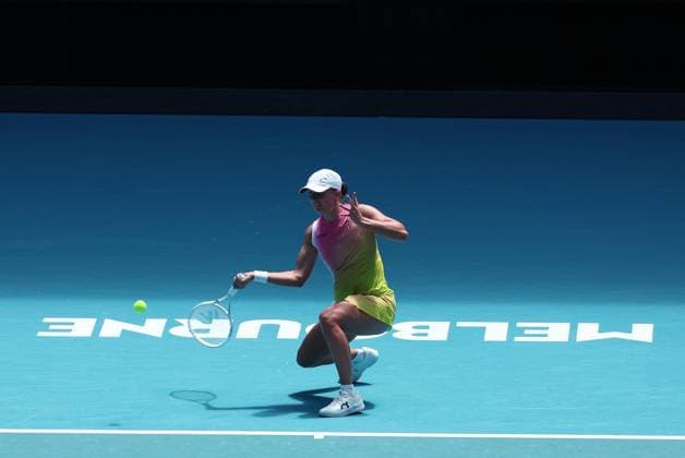 Open d Australie 2025 à Melbourne Iga Swiatek lors de l Open d Australie 2025 à Melbourne le 16 janvier 2025. Nicolas Luttiau Bestimage Australian Open 2025 in Melbourne on 16 January 2025. Melbourne Australie  Copyright: x xNicolasxLuttiau Bestimagex xNicolasxLuttiau Bestimagex