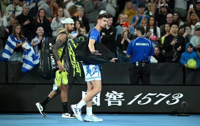 TENNIS AUSTRALIAN OPEN, Thanasi Kokkinakis and Nick Kyrgios of Australia leave the court following their round 1 Doubles match against James Duckworth and Aleksandar Vukic of Australia during the 2025 Australian Open at Melbourne Park in Melbourne, Thursday, January 16, 2025. ( NO ARCHIVING, EDITORIAL USE ONLY, NO USE IN BOOKS WITHOUT CONSENT MELBOURNE VICTORIA AUSTRALIA  Copyright: xJOELxCARRETTx 20250116173863045802