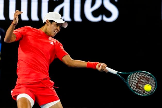 MELBOURNE, VIC - JANUARY 16: Learner Tien of the United States of America in action during Round 2 of the 2025 Australian Open on January 16 2025, at Melbourne Park in Melbourne, Australia. (Photo by Jason Heidrich Icon Sportswire) TENNIS: JAN 16 Australian Open EDITORIAL USE ONLY Icon250116238
