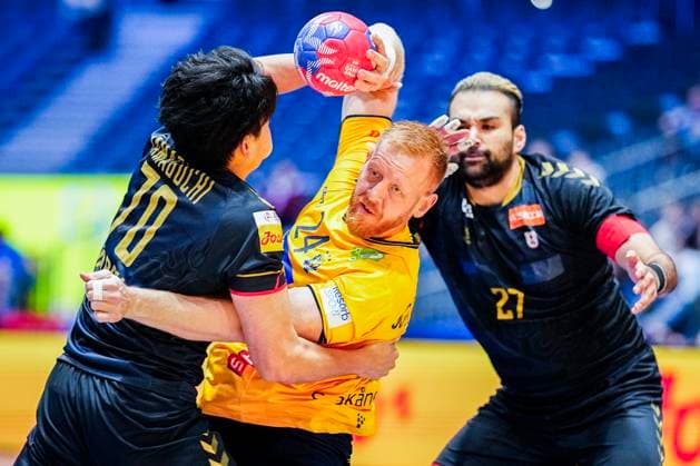 Sport Themen der Woche KW03 Sport Bilder des Tages Handball World Championship, WM, Weltmeisterschaft 2025 men: Sweden - Japan Fornebu 20250116. Sweden s Jim Gottfridsson during the World Championship handball match between Sweden and Japan in Unity Arena. Photo: Beate Oma Dahle NTB Fornebu Norway EDITORIAL USE ONLY. RESTRICTED USE FOR BETTING COMPANIES Ref:_SPOHNCbBcvQgnM.jpg *** Handball World Championship 2025 men Sweden Japan Fornebu 20250116 Sweden s Jim Gottfridsson during the World Championship handball match between Sweden and Japan in Unity Arena Photo Beate Oma Dahle NTB Fornebu Norway EDITORIAL USE ONLY RESTRICTED USE FOR BETTING COMPANIES  Copyright: xBeatexOmaxDahlex xNTBx