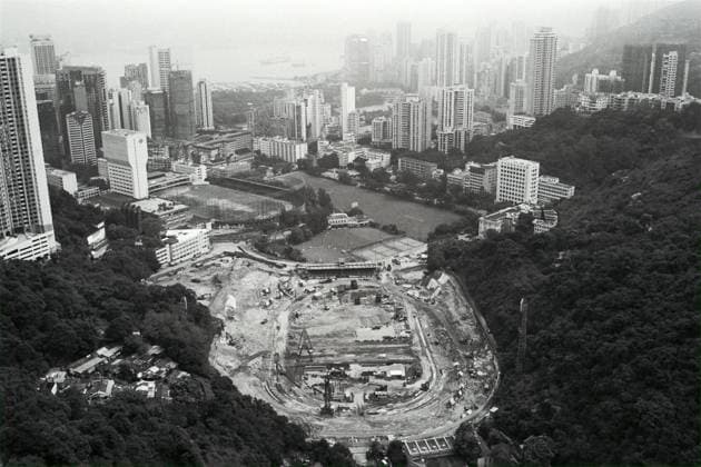 Archivbilder der Woche SPORT KW03 The Hong Kong Stadium undergoing a complete overhaul to turn it into a world-class sporting venue. 15MAY92 Hong Kong Hong Kong EDITORIAL USE ONLY  Copyright: xx 12312143 PostxStaffxPhotographerx scmpphotos917469