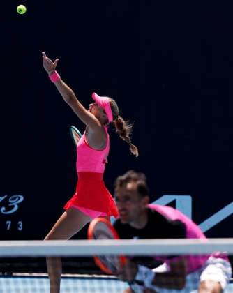 (250117) -- MELBOURNE, Jan. 17, 2025 -- Kristina Mladenovic (L) Ivan Dodig compete during the mixed doubles 1st round match between Zhang Shuai (China) Rohan Bopanna (India) and Kristina Mladenovic (France) Ivan Dodig (Croatia) at Australian Open tennis tournament in Melbourne, Australia, Jan. 17, 2025. ) (SP)AUSTRALIA-MELBOURNE-TENNIS-AUSTRALIAN OPEN-DAY 6 MaxPing 