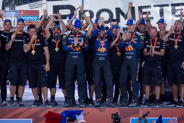 DAKAR 2025 - CEREMONY AND FINISH PODIUM 600 MACIK Martin (cze), TOMASEK Frantisek (cze), SVANDA David (cze), Iveco, MM Technology, Trucks, action during the Ceremony and Finish Podium of the Dakar 2025 on January 17, 2025 in Subaytah, Saudi Arabia - SubaytahSaudi Arabia  Copyright: xJULIENxDELFOSSEx