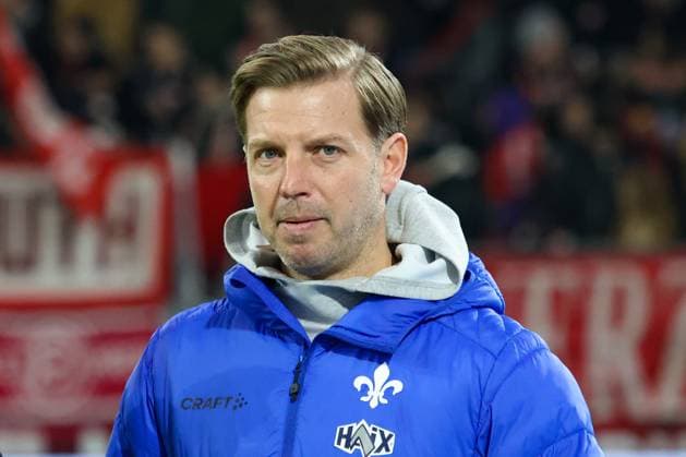 17.01.2025, xfanx, Fussball 2.Bundesliga, Fortuna Duesseldorf - SV Darmstadt 98 emspor, v.l. Cheftrainer Florian Kohfeldt (SV Darmstadt) (DFL DFB REGULATIONS PROHIBIT ANY USE OF PHOTOGRAPHS as IMAGE SEQUENCES and or QUASI-VIDEO) Duesseldorf