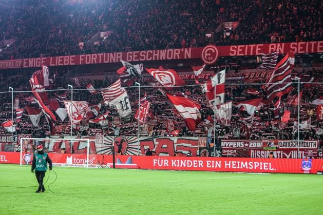 Fussball, 2.Bundesliga Saison 2024 2025 18.Spieltag Fortuna Düsseldorf - SV Darmstadt 98 17.01.2025, MERKUR SPIEL-ARENA Fans Fortuna Düsseldorf Düsseldorf MERKUR SPIEL-ARENA Nordrhein-Westfahlen Deutschland
