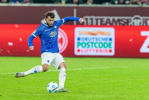 2. Fussball Bundesliga: Fortuna Düsseldorf 1895 - SV Darmstadt 98; 17.01.2025 Killian Julian Corredor (SV Darmstadt 98, 34) schießt den Elfmeter zum 2:1 2. Fussball Bundesliga: Fortuna Düsseldorf 1895 - SV Darmstadt 98, Düsseldorf, Merkur Spiel-Arena am 17.01.2025 DFL REGULATIONS PROHIBIT ANY USE OF PHOTOGRAPHS AS IMAGE SEQUENCES AND OR QUASI-VIDEO.