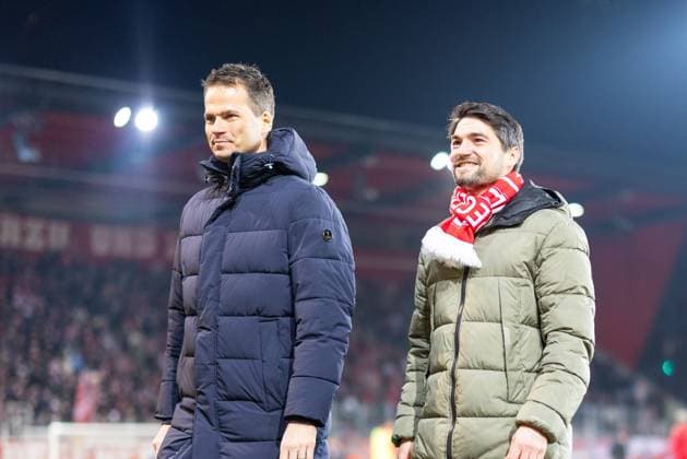 17.01.2025, Fussball, GER, Saison, 2.Liga, Saision 2024 2025, 18. Spieltag, SSV Jahn Regensburg - Hannover 96 Philipp Hausner (kaufmännischer Geschäftsführer) und Oliver Hein (Vorstandsvorsitzender) DFL REGULATIONS PROHIBIT ANY USE OF PHOTOGRAPHS AS IMAGE SEQUENCES AND OR QUASI-VIDEO.