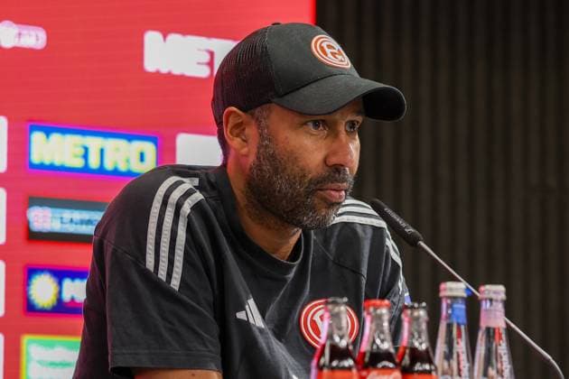 17.01.2025, xfanx, Fussball 2.Bundesliga, Fortuna Duesseldorf - SV Darmstadt 98 emspor, v.l. Cheftrainer Daniel Thioune (Fortuna Düsseldorf) bei der Pressekonferenz nach dem Spiel (DFL DFB REGULATIONS PROHIBIT ANY USE OF PHOTOGRAPHS as IMAGE SEQUENCES and or QUASI-VIDEO) Duesseldorf mfan