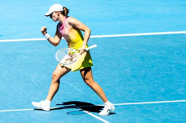 MELBOURNE, VIC - JANUARY 18: Iga Swiatek of Poland celebrates during Round 3 of the 2025 Australian Open on January 18 2025, at Melbourne Park in Melbourne, Australia. (Photo by Jason Heidrich Icon Sportswire) TENNIS: JAN 18 Australian Open EDITORIAL USE ONLY Icon250118001