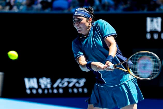 MELBOURNE, VIC - JANUARY 18: Ons Jabeur of Tunisia in action during Round 3 of the 2025 Australian Open on January 18 2025, at Melbourne Park in Melbourne, Australia. (Photo by Jason Heidrich Icon Sportswire) TENNIS: JAN 18 Australian Open EDITORIAL USE ONLY Icon250118041