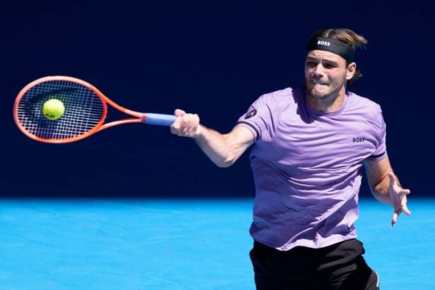 January 18, 2025: 4th seed TAYLOR FRITZ of the USA in action against GAEL MONFILS of France on Margaret Court Arena in a Men s Singles 3rd round match on day 7 of the 2025 Australian Open in Melbourne, Australia. Cal Media Melbourne Australia - ZUMAc04_ 20250118_faf_c04_027 Copyright: xSydneyxLowx