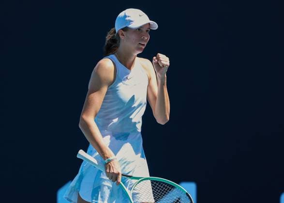 Lilli Tagger (AUT) macht die Faust und jubelt,Jubel, Freude,Emotion, Maedchen Einzel, Girls Singles, Australian Open 2025, Melbourne Park, Melbourne, Victoria, Australia. Copyright: xJuergenxHasenkopfx