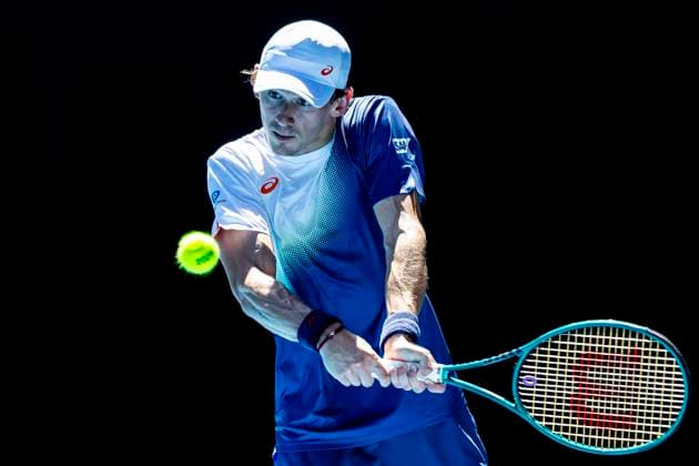 MELBOURNE, VIC - JANUARY 18: Alex de Minaur of Australia in action during Round 3 of the 2025 Australian Open on January 18 2025, at Melbourne Park in Melbourne, Australia. (Photo by Jason Heidrich Icon Sportswire) TENNIS: JAN 18 Australian Open EDITORIAL USE ONLY Icon250118139