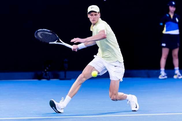 MELBOURNE, VIC - JANUARY 18: Jannik Sinner of Italy in action during Round 3 of the 2025 Australian Open on January 18 2025, at Melbourne Park in Melbourne, Australia. (Photo by Jason Heidrich Icon Sportswire) TENNIS: JAN 18 Australian Open EDITORIAL USE ONLY Icon250118227