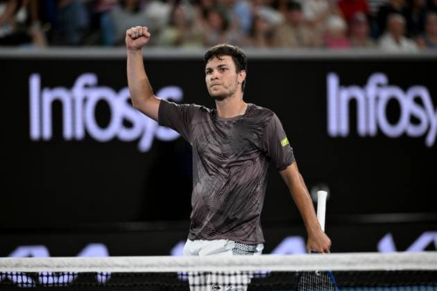 TENNIS AUSTRALIAN OPEN, Miomir Kecmanovic of Serbia during his round three match against Holger Rune of Denmark during the 2025 Australian Open at Melbourne Park in Melbourne, Saturday, January 18, 2025. ( NO ARCHIVING, EDITORIAL USE ONLY, NO USE IN BOOKS WITHOUT CONSENT MELBOURNE VICTORIA AUSTRALIA  Copyright: xJAMESxROSSx 20250118158833135738