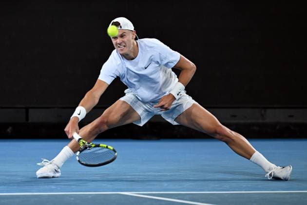 TENNIS AUSTRALIAN OPEN, Holger Rune of Denmark returns during his round three match against Miomir Kecmanovic of Serbia during the 2025 Australian Open at Melbourne Park in Melbourne, Saturday, January 18, 2025. ( NO ARCHIVING, EDITORIAL USE ONLY, NO USE IN BOOKS WITHOUT CONSENT MELBOURNE VICTORIA AUSTRALIA  Copyright: xJAMESxROSSx 20250118188017194182