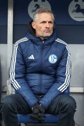 18.01.2025, xtgx, Fussball - 2.Bundesliga, Eintracht Braunschweig - FC Schalke 04 emspor, v.l. Kees van Wonderen (Schalke, Trainer) (DFL DFB REGULATIONS PROHIBIT ANY USE OF PHOTOGRAPHS as IMAGE SEQUENCES and or QUASI-VIDEO) Braunschweig
