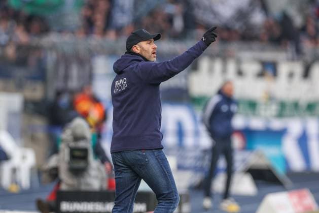 18.01.2025, Fussball, 2. Bundesliga, 18. Spieltag, Saison 2024 2025, Eintracht Braunschweig - FC Schalke 04, Trainer Daniel Scherning (Eintracht Braunschweig) Braunschweig Eintracht Stadion Niedersachsen Deutschland xRHR-FOTO TRx