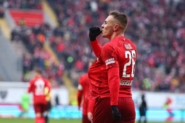 Filip Kaloc (Kaiserslautern) feiert sein Tor zum 2:1 fuer Kaiserslautern 1. FC Kaiserslautern vs SSV Ulm, Fussball, 2. Bundesliga, 18.01.2025 DFL REGULATIONS PROHIBIT ANY USE OF PHOTOGRAPHS AS IMAGE SEQUENCES AND OR QUASI-VIDEO 1. FC Kaiserslautern vs SSV Ulm, Fussball, 2. Bundesliga, 17.01.2025 Kaiserslautern