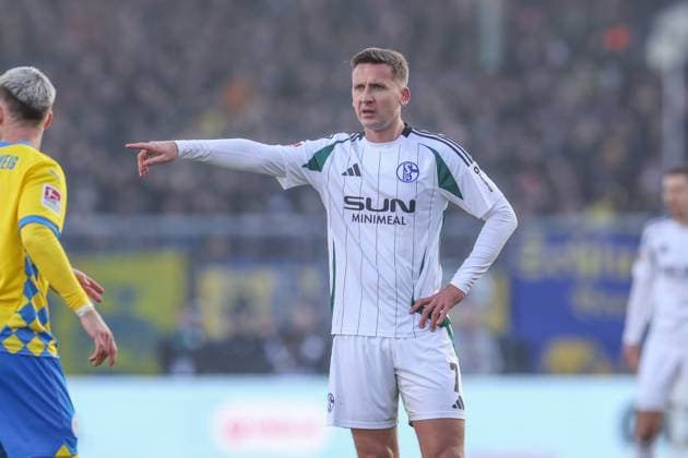 18.01.2025, Fussball, 2. Bundesliga, 18. Spieltag, Saison 2024 2025, Eintracht Braunschweig - FC Schalke 04, Paul Seguin (FC Schalke 04) Braunschweig Eintracht Stadion Niedersachsen Deutschland xRHR-FOTO TRx Copyright: RHR-FOTOx RHR-FOTO TR
