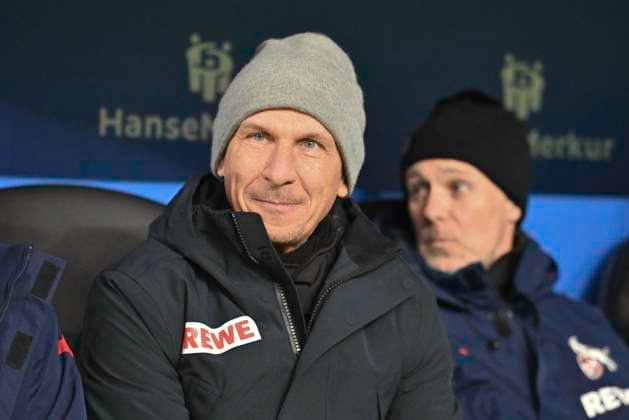 GER; 2. FBL,, Hamburger SV vs 1.FC Koeln 18.01.2025, Volksparkstadion, Hamburg, GER; 2. FBL, Hamburger SV vs 1.FC Koeln im Bild Trainer Gerhard Struber (Koeln)