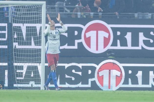 2. Fussball Bundesliga: Hamburger SV - 1. FC Köln; 18.01.2025 Davie Selke (Hamburger SV, 27) frustriert 2. Fussball Bundesliga: Hamburger SV - 1. FC Köln, Hamburg, Volksparkstadion am 18.01.2025 DFL REGULATIONS PROHIBIT ANY USE OF PHOTOGRAPHS AS IMAGE SEQUENCES AND OR QUASI-VIDEO.