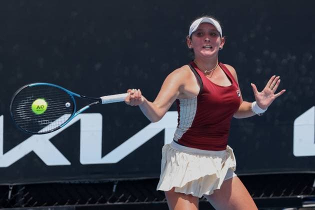 Sonja Zhenikhova (GER), Maedchen Einzel, Girls Singles, Australian Open 2025, Melbourne Park, Melbourne, Victoria, Australia. Copyright: xJuergenxHasenkopfx