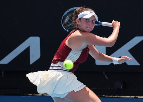 Sonja Zhenikhova (GER), Maedchen Einzel, Girls Singles, Australian Open 2025, Melbourne Park, Melbourne, Victoria, Australia. Copyright: xJuergenxHasenkopfx