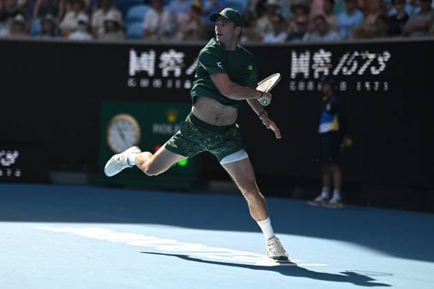 TENNIS AUSTRALIAN OPEN, Tommy Paul of the USA plays a shot during his round four match against Alejandro Davidovich Fokina of Spain during the 2025 Australian Open at Melbourne Park in Melbourne, Sunday, January 19, 2025. ( NO ARCHIVING, EDITORIAL USE ONLY, NO USE IN BOOKS WITHOUT CONSENT MELBOURNE VICTORIA AUSTRALIA  Copyright: xLUKASxCOCHx 20250119121917649921