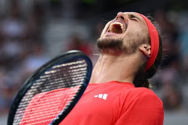 TENNIS AUSTRALIAN OPEN, Alexander Zverev of Germany reacts during his round four match against Ugo Humbert of France during the 2025 Australian Open at Melbourne Park in Melbourne, Sunday, January 19, 2025.( NO ARCHIVING, EDITORIAL USE ONLY, NO USE IN BOOKS WITHOUT CONSENT MELBOURNE VICTORIA AUSTRALIA  Copyright: xJOELxCARRETTx 20250119147371800959