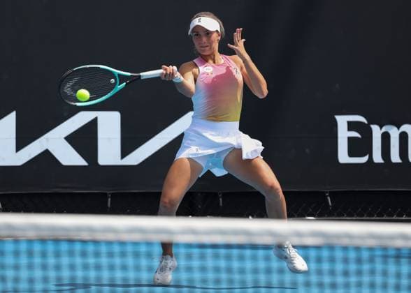 Julia Stusek (GER), Maedchen Einzel, Girls Singles, Australian Open 2025, Melbourne Park, Melbourne, Victoria, Australia. Copyright: xJuergenxHasenkopfx