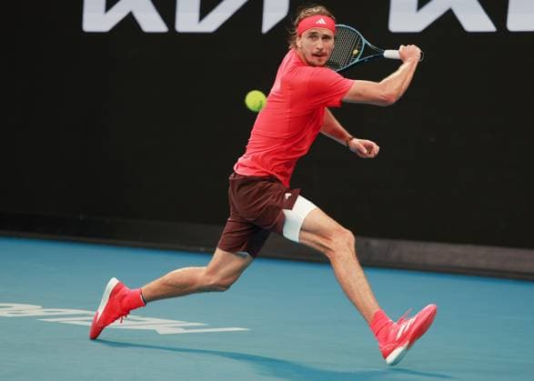 Alexander Zverev, Australian Open 2025, Melbourne Park, Melbourne, Victoria, Australia. Copyright: xJuergenxHasenkopfx