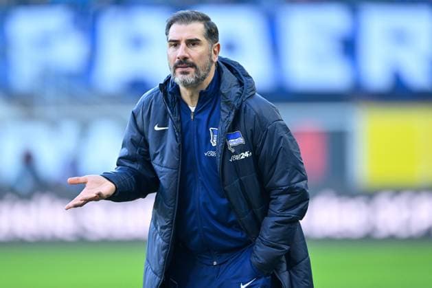 Paderborn, Home Deluxe Arena, 19.01.25, GER, Herren, 2.Bundesliga, Saison 2024-2025, SC Paderborn 07 - Hertha BSC Berlin Bild: Trainer Christian FIEL (Hertha BSC) Only for editorial use! DFL regulations prohibit any use of photographs as image sequences and or quasi-video. NRW Deutschland