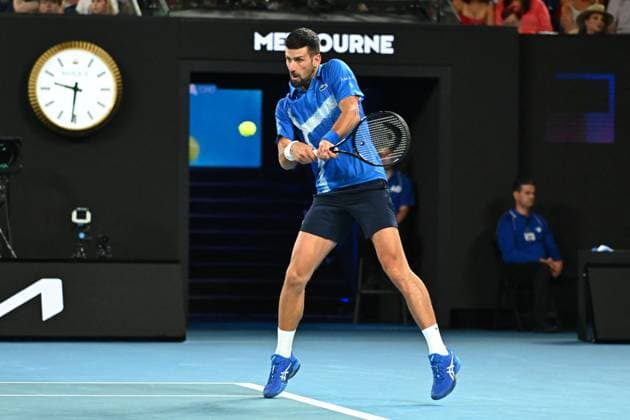 Australian Open - Novak Djokovic Wins Fourth Round Novak Djokovic (SRB) during his fourth round match at the 2025 Australian Open at Melbourne Park in Melbourne, AUSTRALIA, on January 19, 2025. Photo by Corinne Dubreuil ABACAPRESS.COM MELBOURNE  Copyright: xDubreuilxCorinne ABACAx