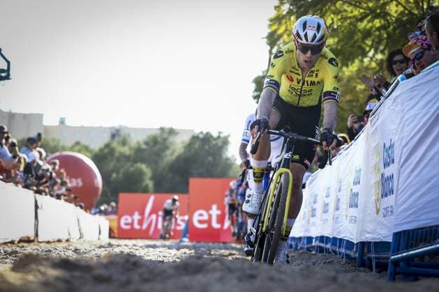 Belgian Wout van Aert pictured in action during the men s elite race at the cyclocross cycling event in Benidorm, Spain, Sunday 19 January 2025, stage 12 14 in the UCI World Cup competition. DAVIDxPINTENS  x110726954x