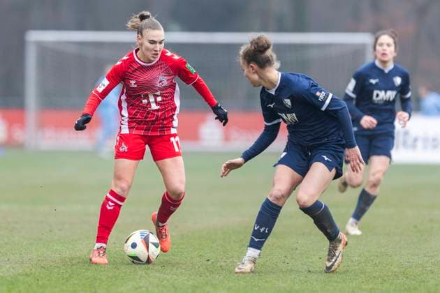 Testspiel Frauen: 1. FC Köln - VfL Bochum, 19.01.2025 Alena Bienz (1. FC Köln, 11), Franziska Wenzel (VfL Bochum, 31). Testspiel Frauen, 1. FC Köln - VfL Bochum, am 19.01.2025, Geißbockheim, Köln Copyright: xBEAUTIFULxSPORTS Meuselx