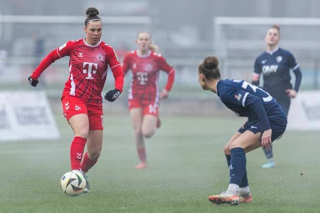 Testspiel Frauen: 1. FC Köln - VfL Bochum, 19.01.2025 Nicole Billa (1. FC Köln, 17), Franziska Wenzel (VfL Bochum, 31). Testspiel Frauen, 1. FC Köln - VfL Bochum, am 19.01.2025, Geißbockheim, Köln Copyright: xBEAUTIFULxSPORTS Meuselx