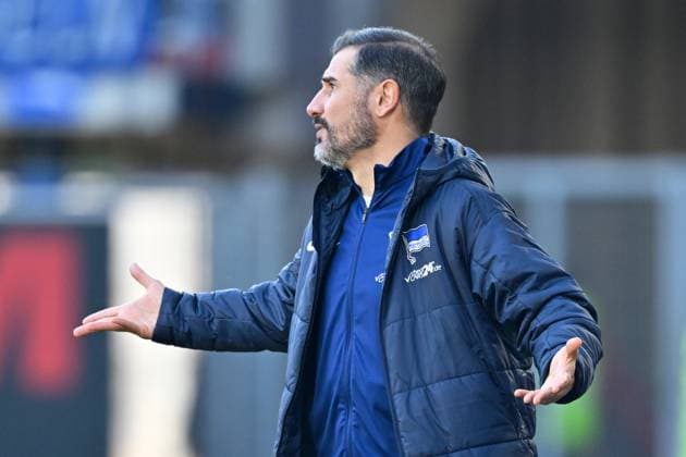 Paderborn, Home Deluxe Arena, 19.01.25, GER, Herren, 2.Bundesliga, Saison 2024-2025, SC Paderborn 07 - Hertha BSC Berlin Bild: Trainer Christian FIEL (Hertha BSC) Only for editorial use! DFL regulations prohibit any use of photographs as image sequences and or quasi-video. NRW Deutschland