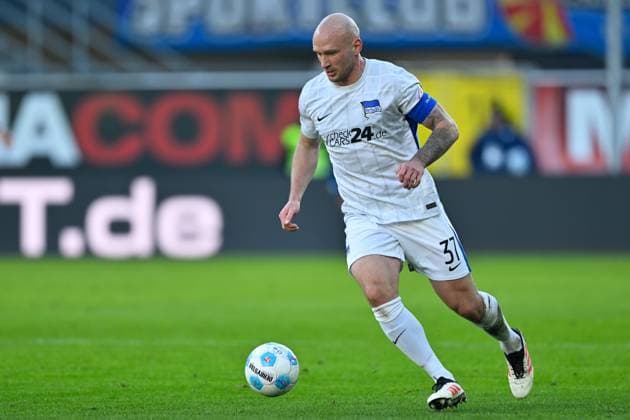 Paderborn, Home Deluxe Arena, 19.01.25, GER, Herren, 2.Bundesliga, Saison 2024-2025, SC Paderborn 07 - Hertha BSC Berlin Bild: Toni LEISTNER (Hertha BSC) Only for editorial use! DFL regulations prohibit any use of photographs as image sequences and or quasi-video. NRW Deutschland