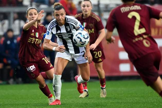 Manuela Giugliano of AS Roma and Arianna Caruso of Juventus FC during the Women s Serie A 2024 2025 football match between AS Roma and Juventus FC at Tre Fontane stadium in Roma (Italy), January 19, 2025. AndreaxStaccioli